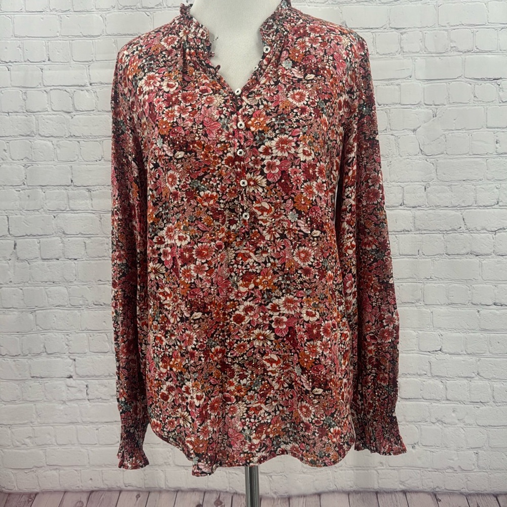 Talbots Women’s blouse metallic floral print. Pink Size small